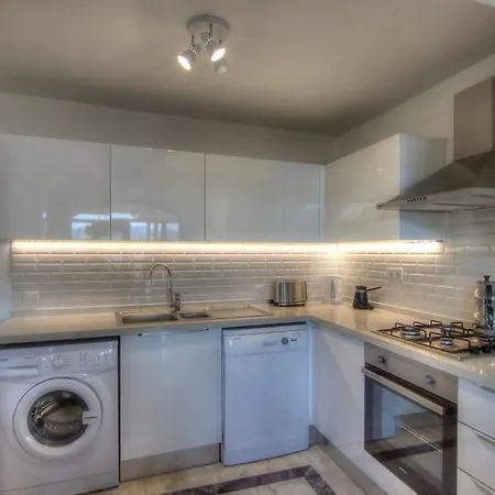 بيت ضيافة The Address Selimiye *